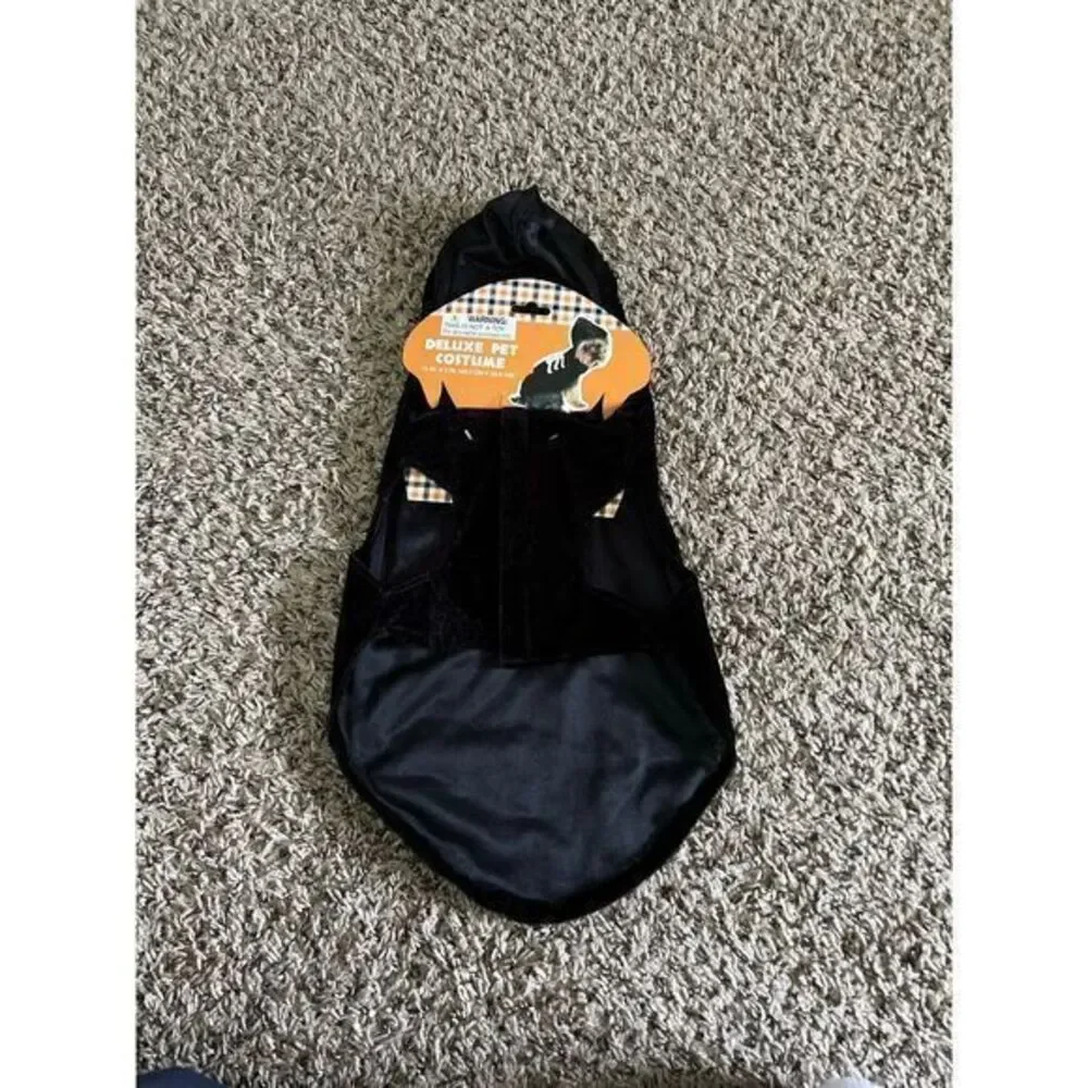 NWT Skelton deluxe pet custome